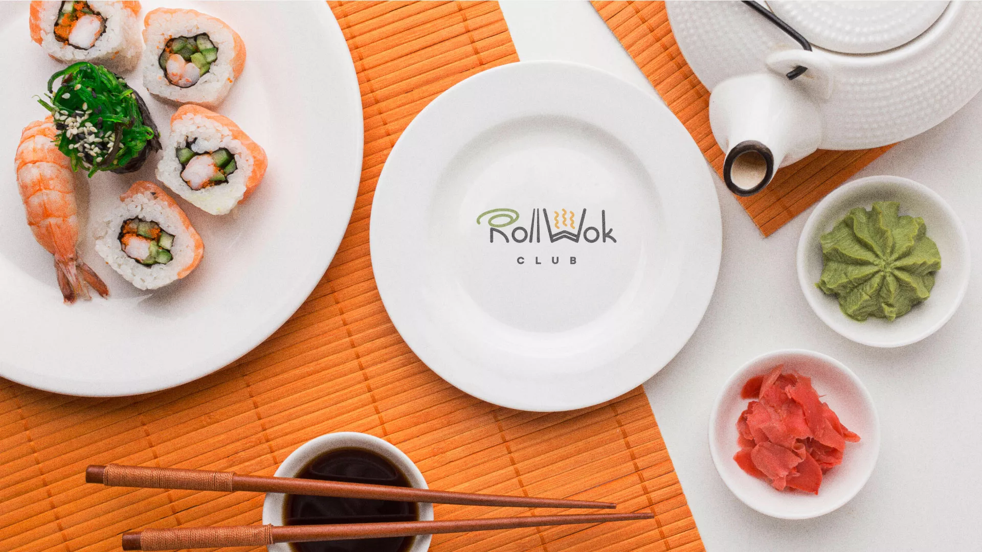 Разработка логотипа и фирменного стиля суши-бара «Roll Wok Club» в Облучье