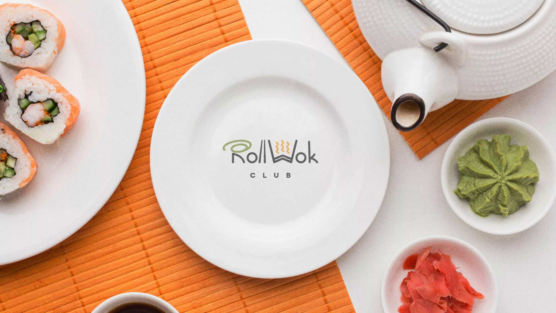 Разработка логотипа и фирменного стиля в Облучье для суши-бара «Roll Wok Club» Разработка логотипа и фирменного стиля в Облучье для суши-бара «Roll Wok Club»
